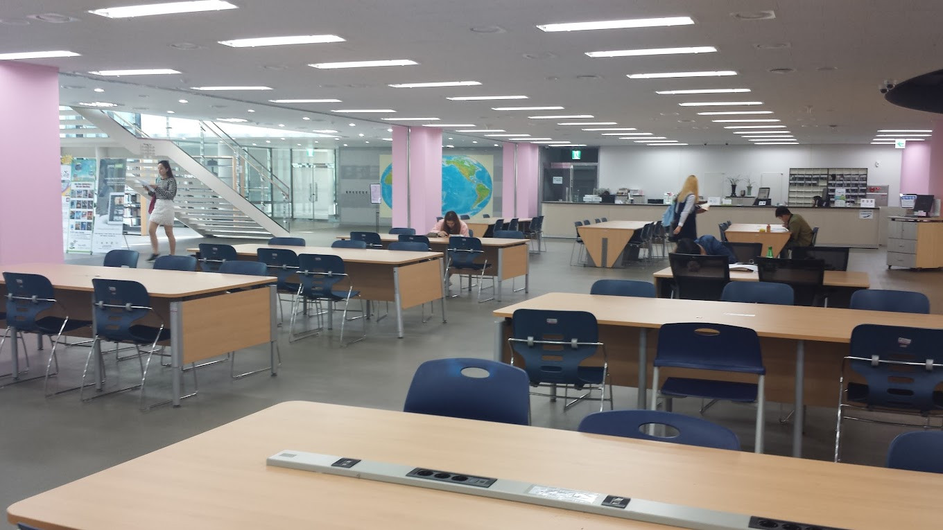 Trường Đại Học Ngoại Ngữ Busan Tuyển Sinh Tháng 6 Năm 2025