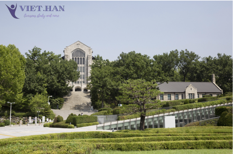 Trường Đại học nữ Ewha Hàn Quốc – 이화여자대학교